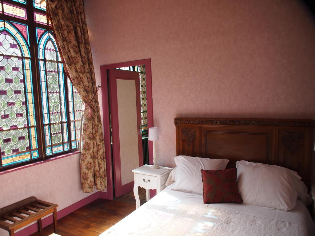 Hotel Emma Calve Millau Pokoj fotografie