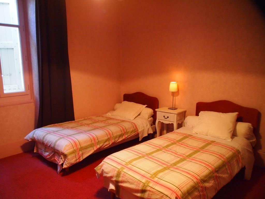 Hotel Emma Calve Millau Pokoj fotografie