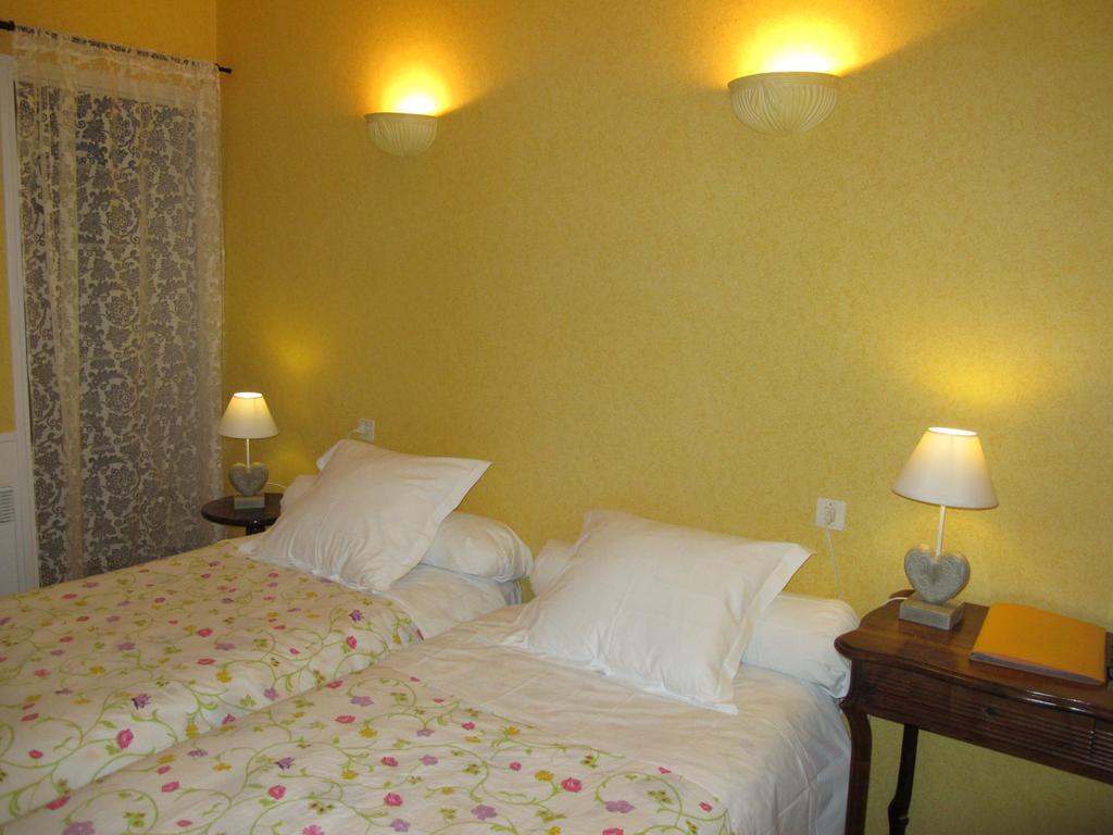 Hotel Emma Calve Millau Pokoj fotografie